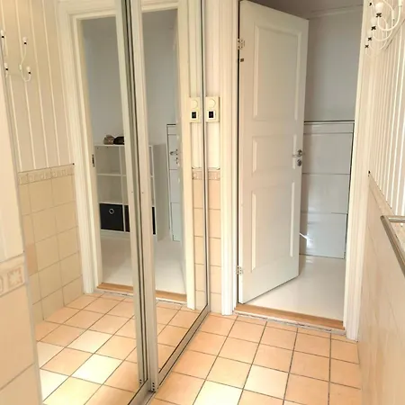 Colorful Close To The Center Leilighet *